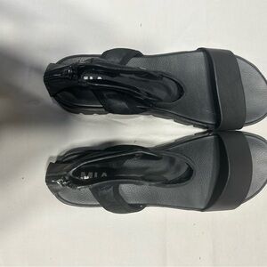 MIA Women's Black Strappy Sandals